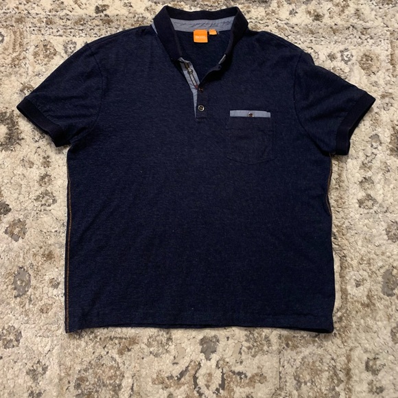 Hugo Boss short sleeve collared shirt - Picture 1 of 1